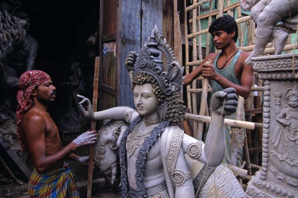 Kolkata’s Eternal Love Affair: Unraveling the Deep-rooted Obsession with Maa Durga!